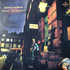 DAVID BOWI …