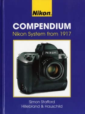 Nikon Comp …
